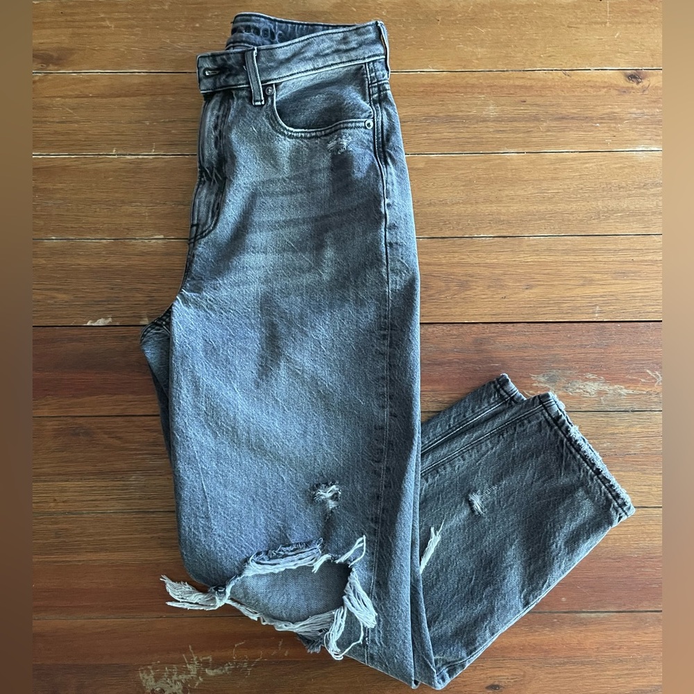 American Eagle high waist ripped mom jean